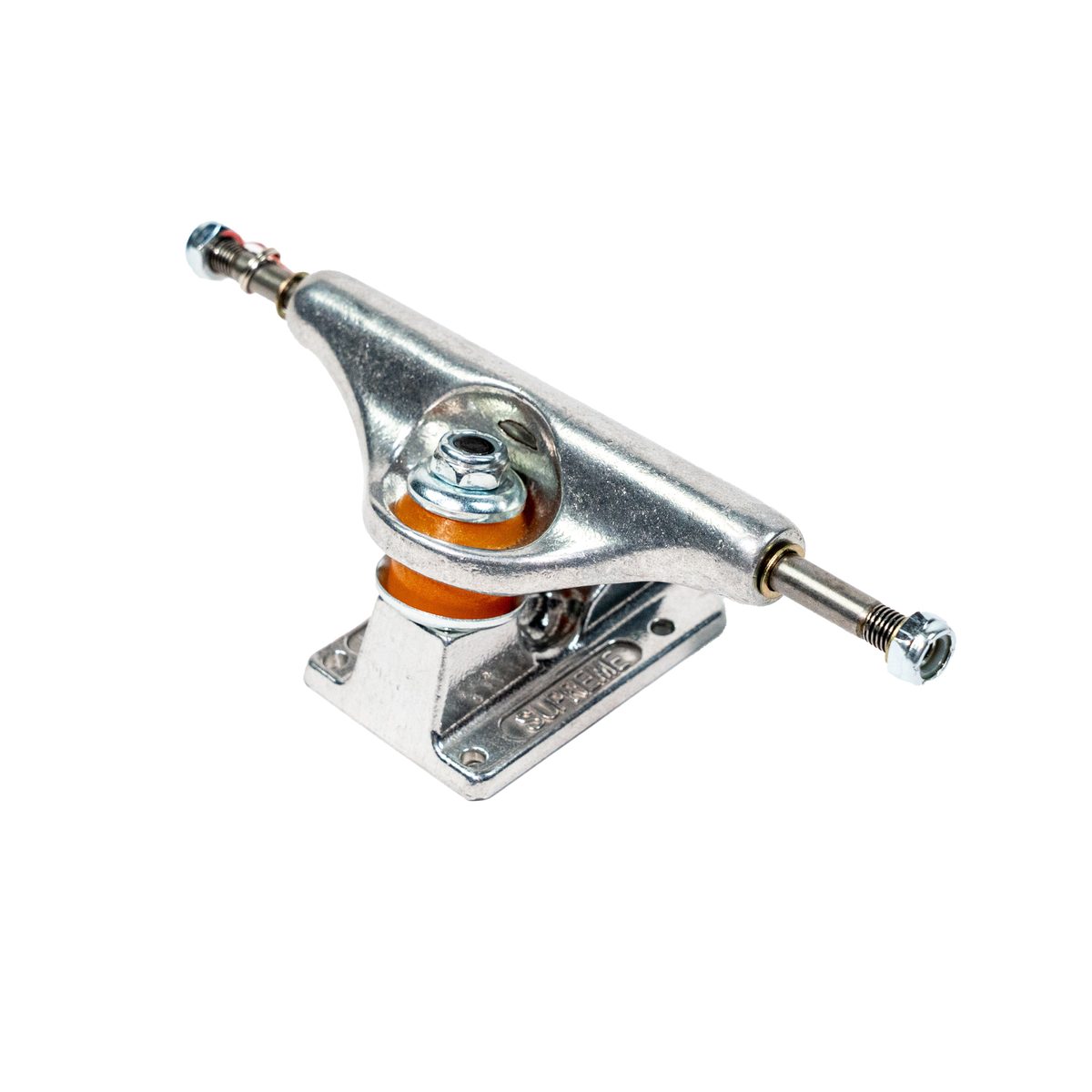 Supreme Independent Trucks (Set de 2)