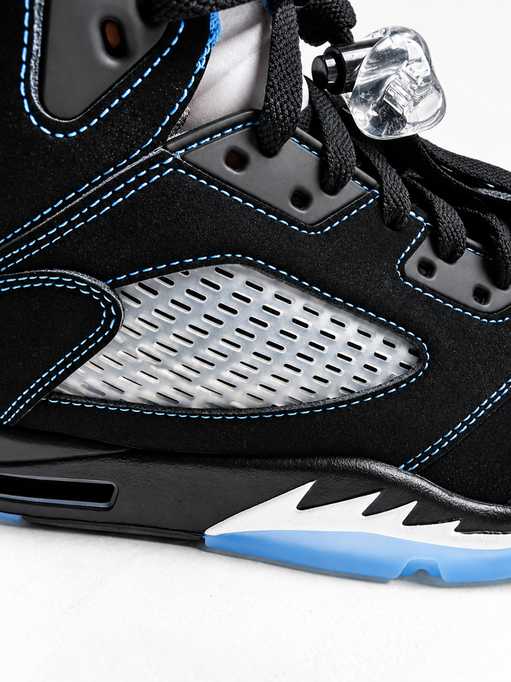 Jordan 5 Retro Black University Blue 2026 — foto 2