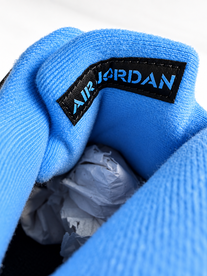 Jordan 5 Retro Black University Blue 2026 — foto 5
