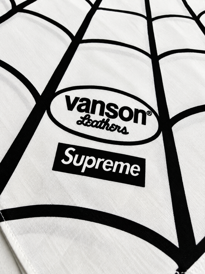 Supreme x Vanson Leathers Spider-Man Bandana White — foto 2