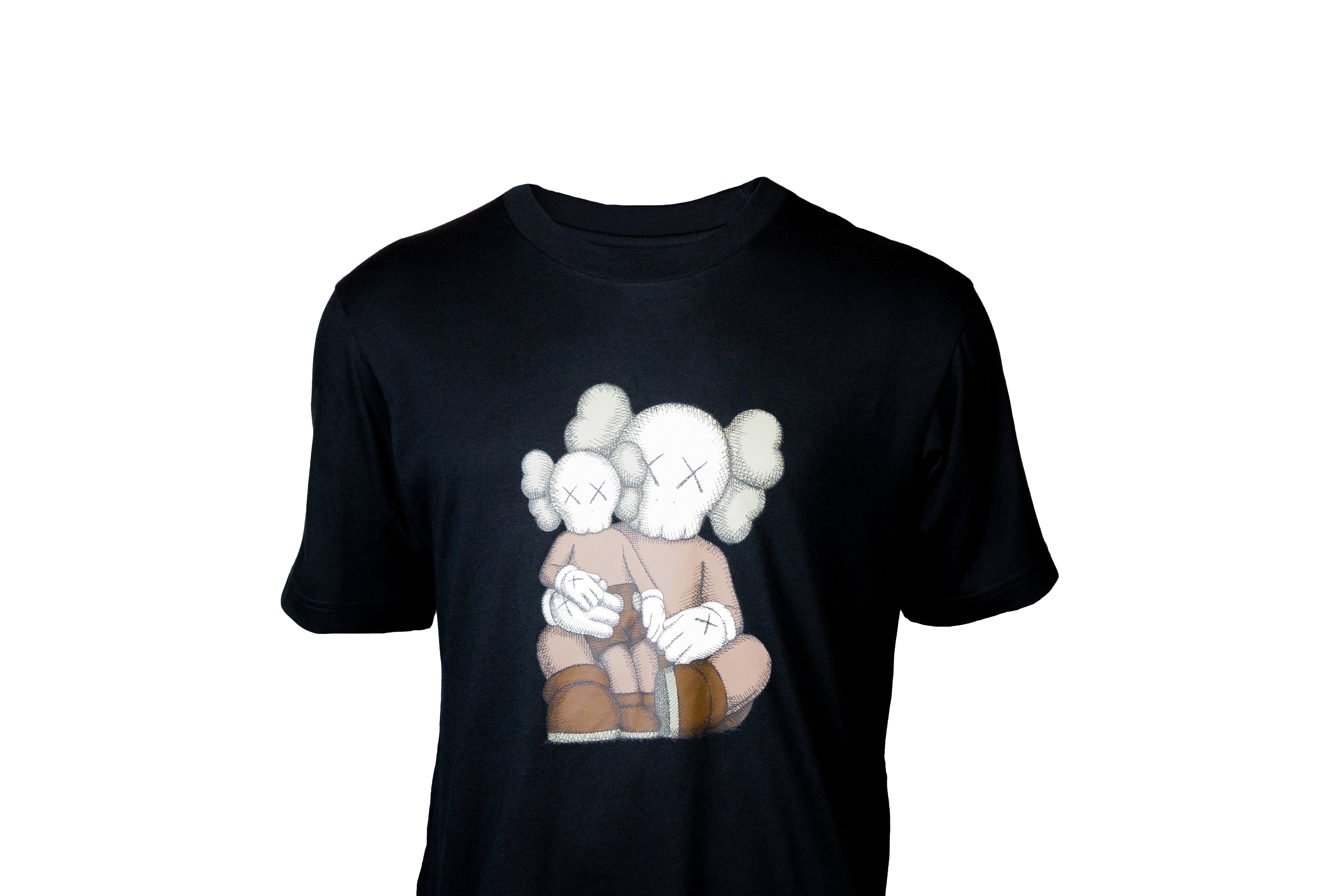 Camiseta KAWS x Uniqlo UT