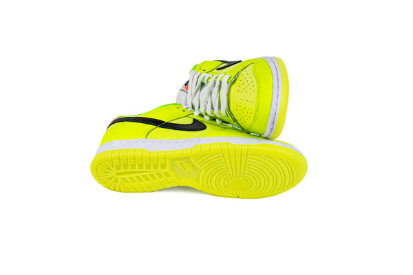 Nike Dunk Low SE Splash Volt