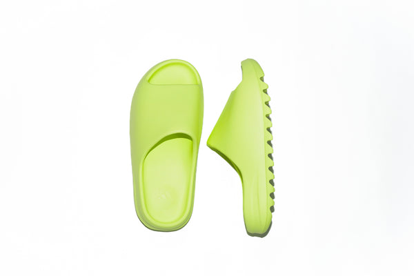 Yeezy Slide Glow (2022 Restock)