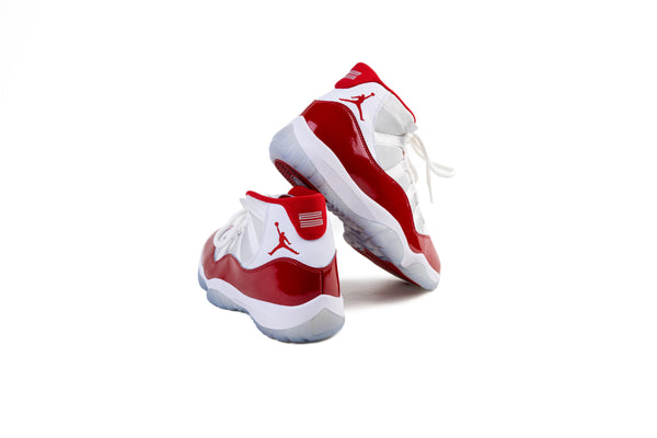 Jordan 11 Retro Cherry (2022)