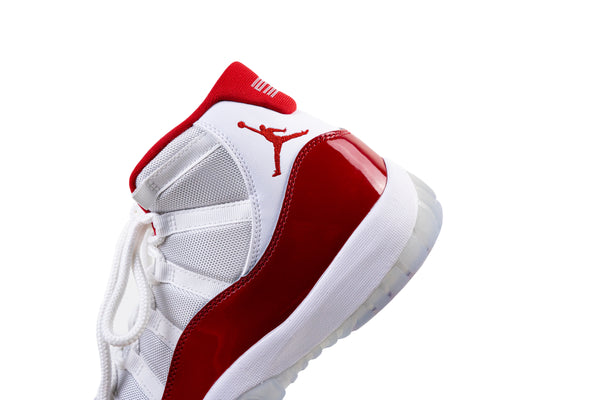 Jordan 11 Retro Cherry (2022)