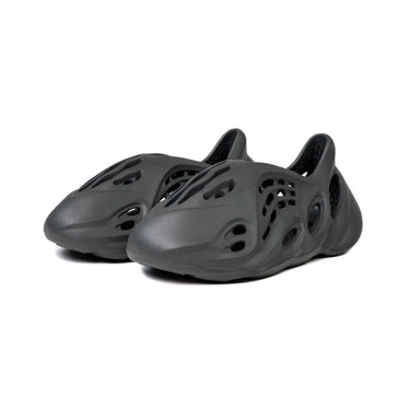 Adidas Yeezy Foam RNR Carbon