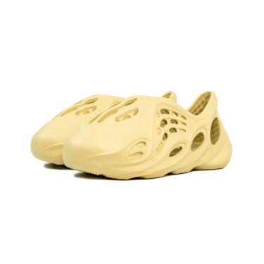 Yeezy Foam Runner Sulfur
