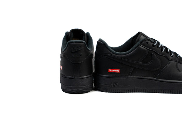 Nike Air Force 1 Low Supreme Black