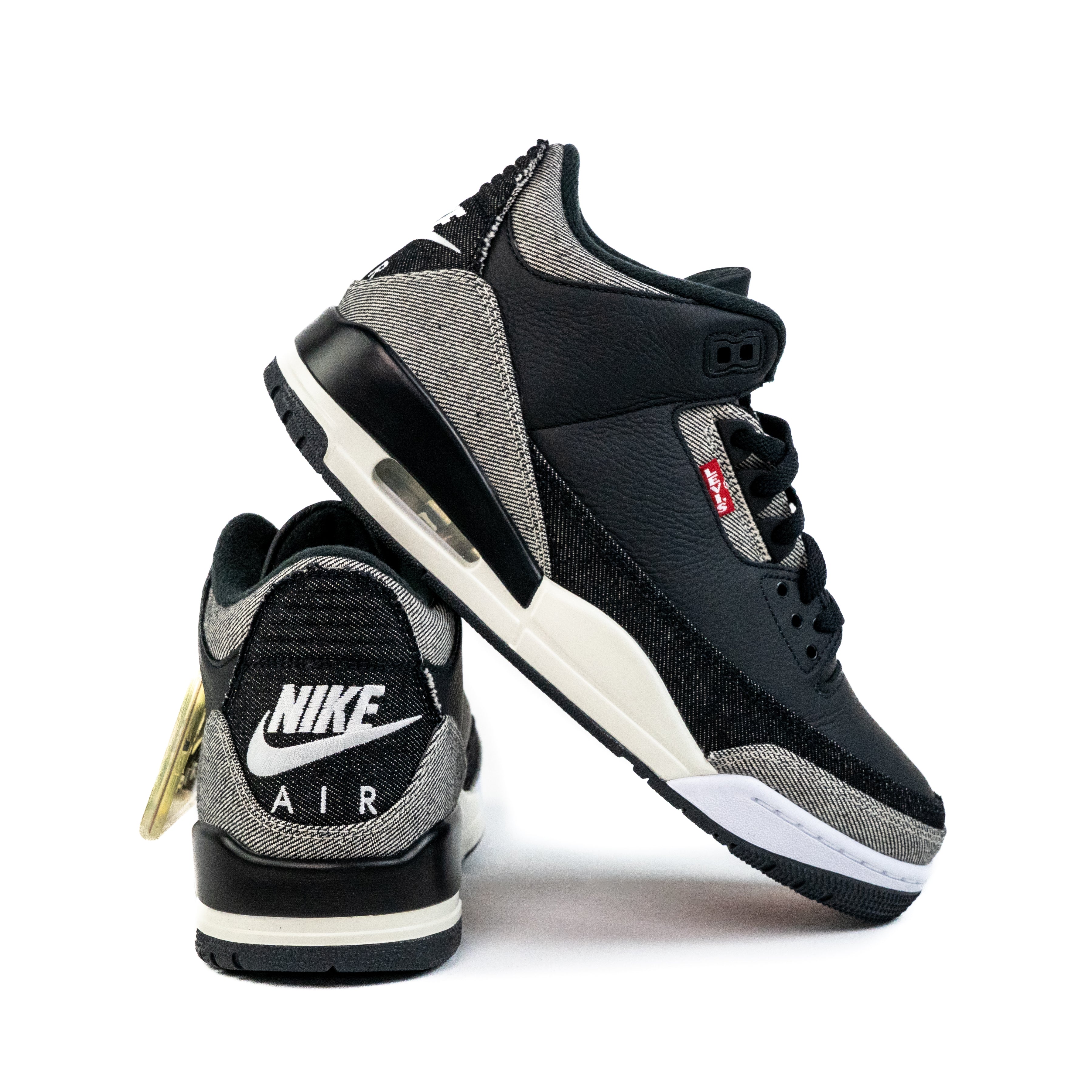 Air Jordan 3 Retro SP x Levi’s “Black Denim”