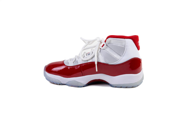 Jordan 11 Retro Cherry (2022)