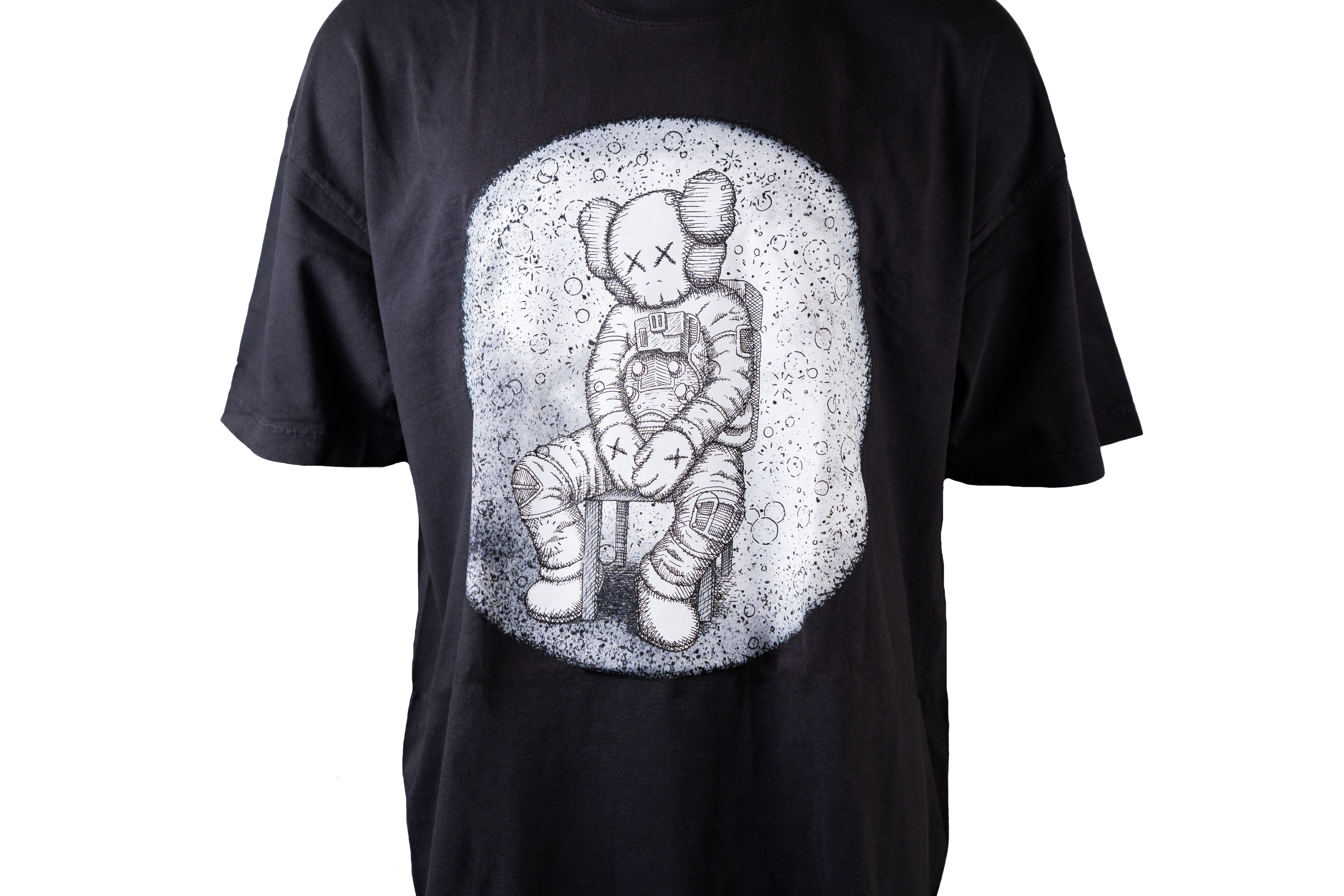 Camiseta Kaws