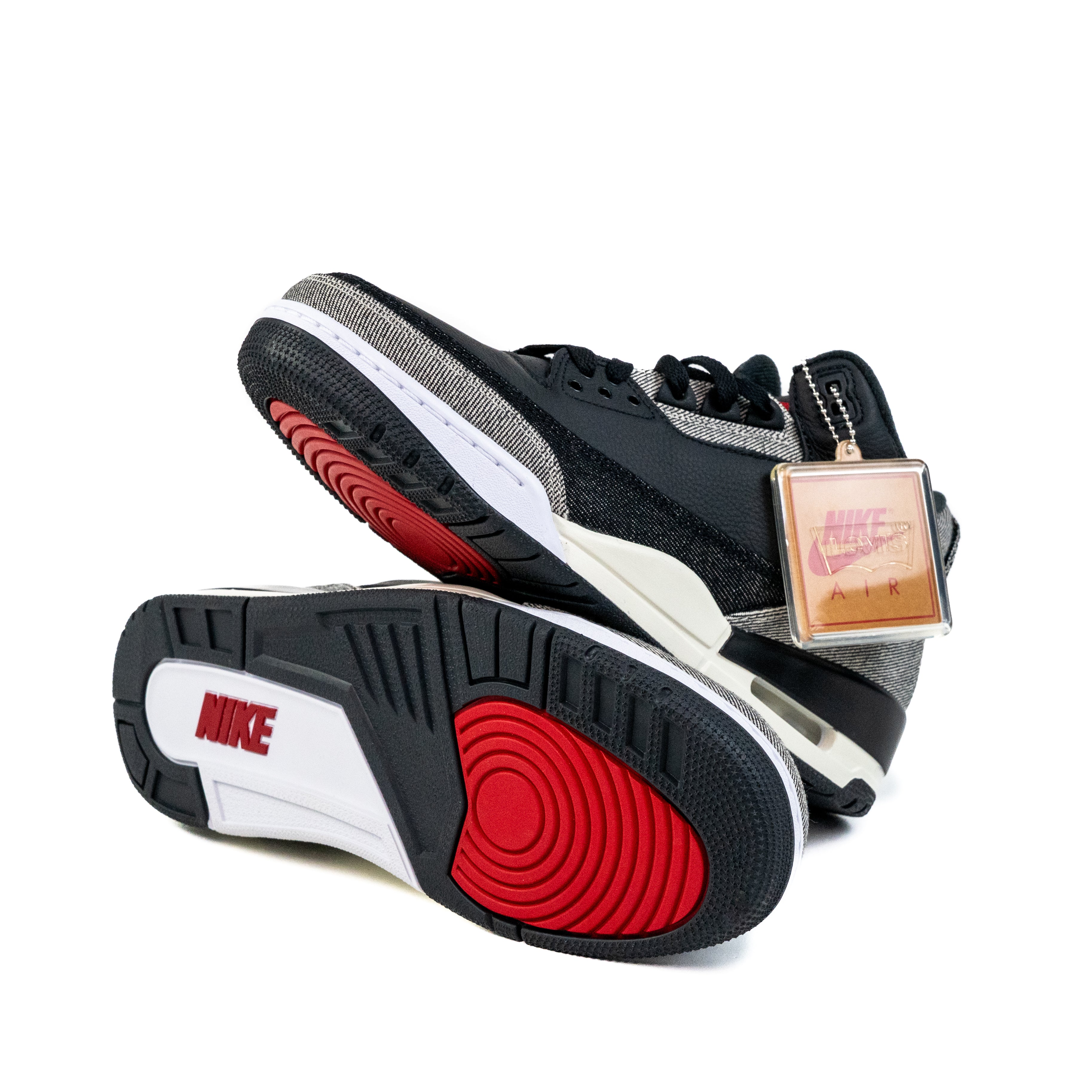 Air Jordan 3 Retro SP x Levi’s “Black Denim”