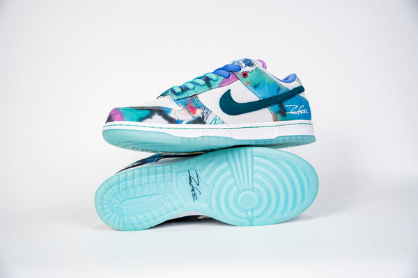 Nike SB Dunk Low Futura Laboratories Bleached Aqua