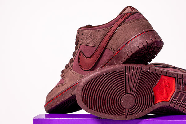 SB Dunk Low City Of Love Burgundy Crush