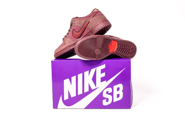 SB Dunk Low City Of Love Burgundy Crush